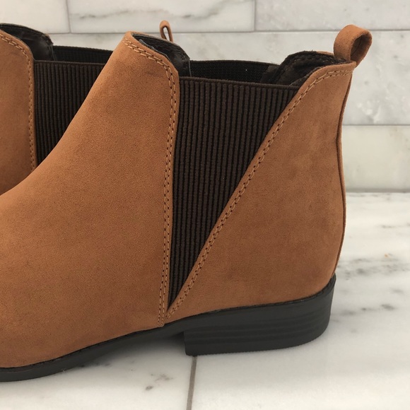 NWOT Faux Suede Chestnut Chelsea Ankle Boots - Picture 3 of 7